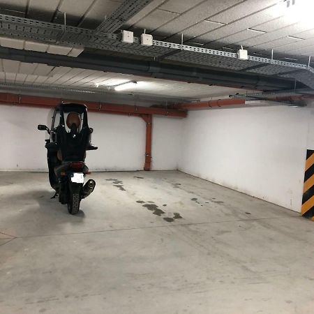 Klimatyzowany Apartament Roma Z Garazem Podziemnym كيلتشي المظهر الخارجي الصورة