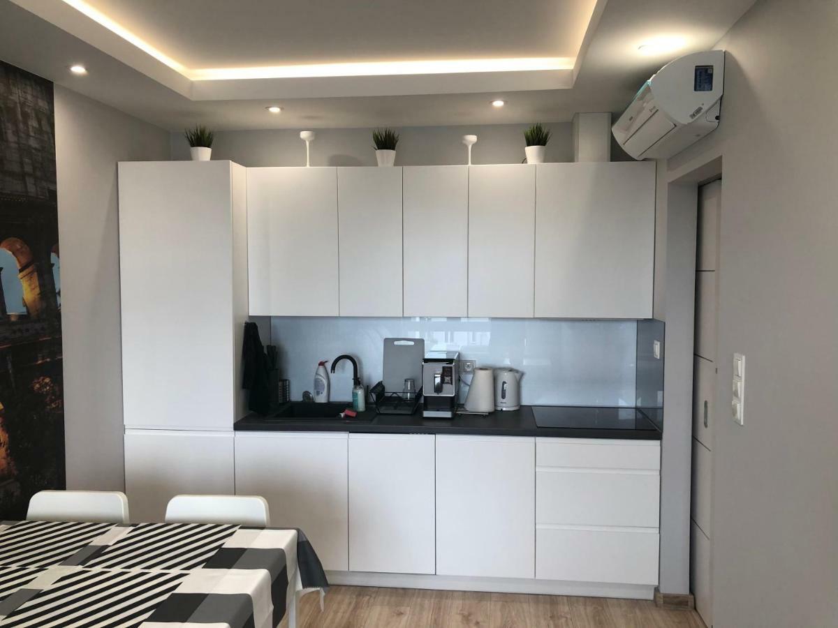 Klimatyzowany Apartament Roma Z Garazem Podziemnym كيلتشي المظهر الخارجي الصورة