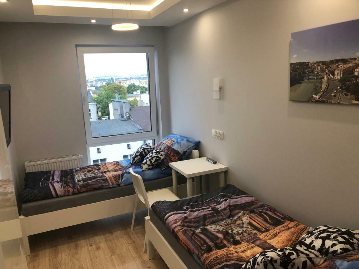 Klimatyzowany Apartament Roma Z Garazem Podziemnym كيلتشي المظهر الخارجي الصورة