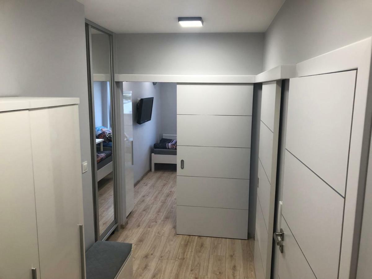 Klimatyzowany Apartament Roma Z Garazem Podziemnym كيلتشي المظهر الخارجي الصورة