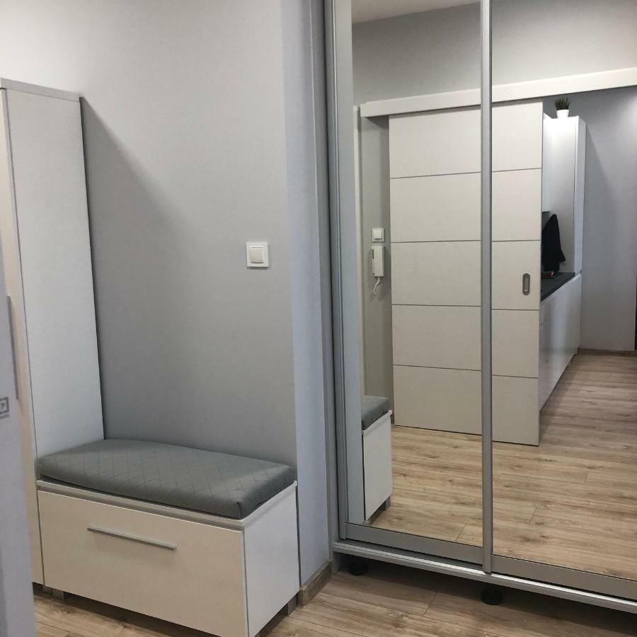 Klimatyzowany Apartament Roma Z Garazem Podziemnym كيلتشي المظهر الخارجي الصورة