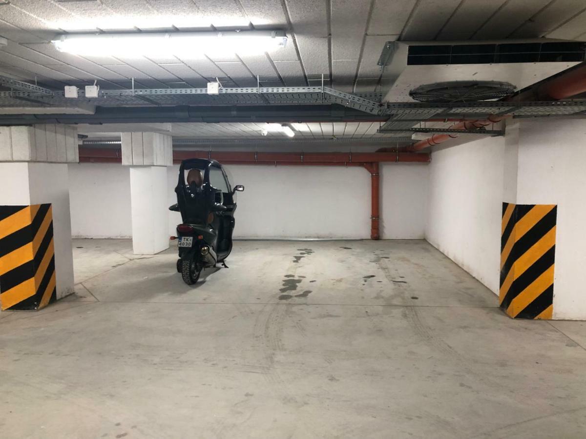 Klimatyzowany Apartament Roma Z Garazem Podziemnym كيلتشي المظهر الخارجي الصورة