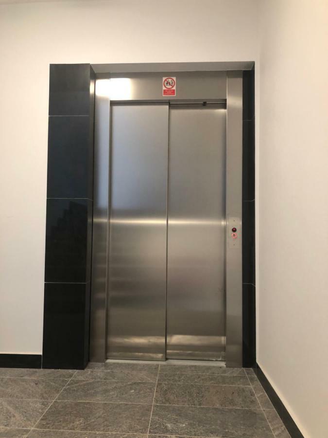 Klimatyzowany Apartament Roma Z Garazem Podziemnym كيلتشي المظهر الخارجي الصورة
