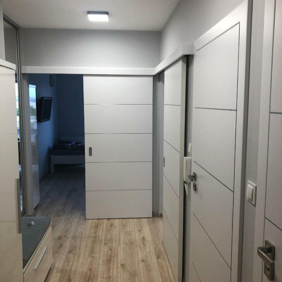 Klimatyzowany Apartament Roma Z Garazem Podziemnym كيلتشي المظهر الخارجي الصورة
