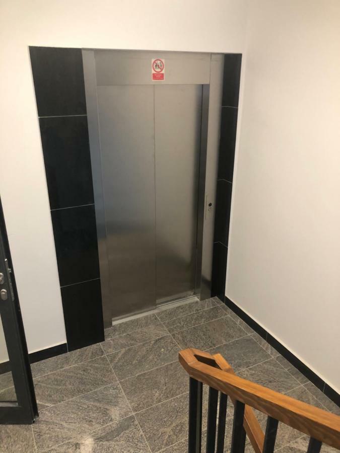 Klimatyzowany Apartament Roma Z Garazem Podziemnym كيلتشي المظهر الخارجي الصورة